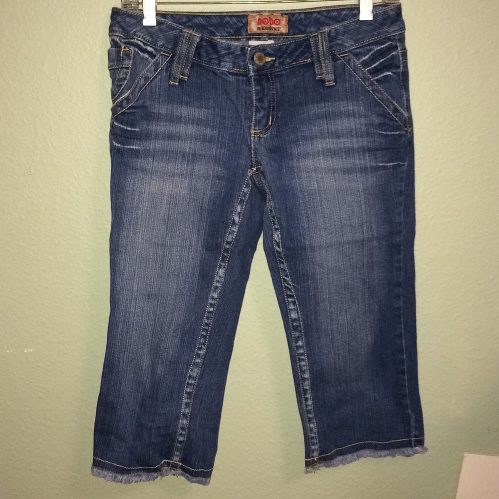 Juniors size 5 blue denim capris